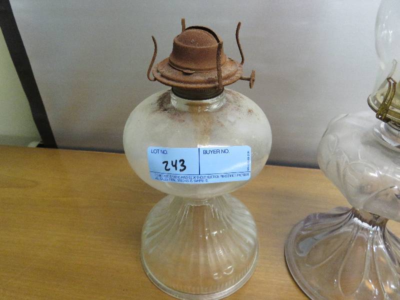 lot 243 image: Vintage Oil Lamps (2)