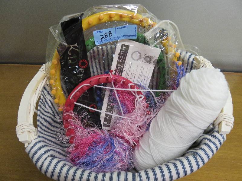 lot 288 image: Basket with Knifty Knitter & Yarn