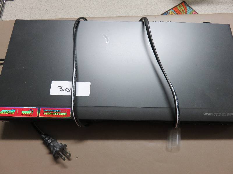 lot 304 image: LG DVD Player