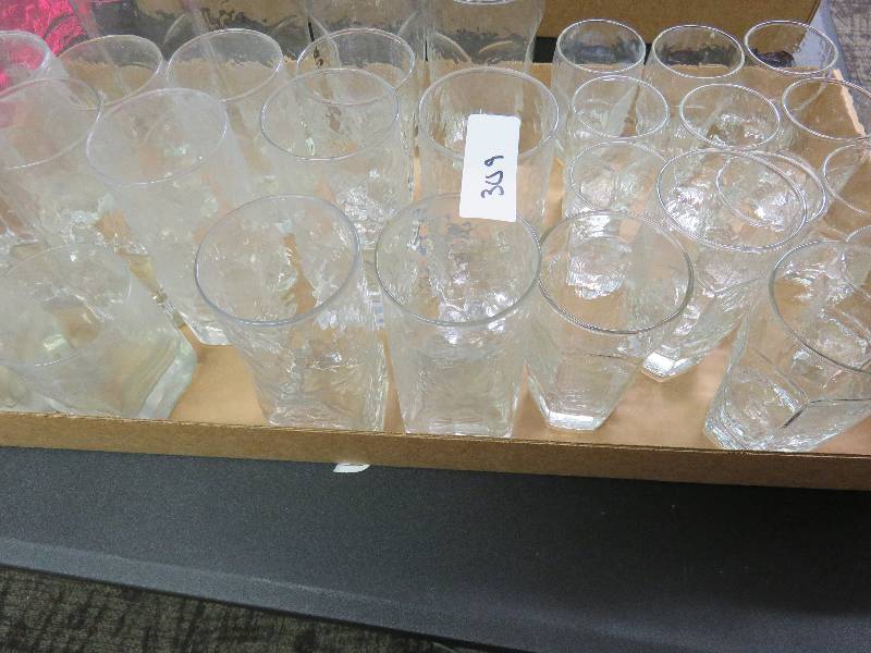 lot 309 image: Large Lot of Glassware