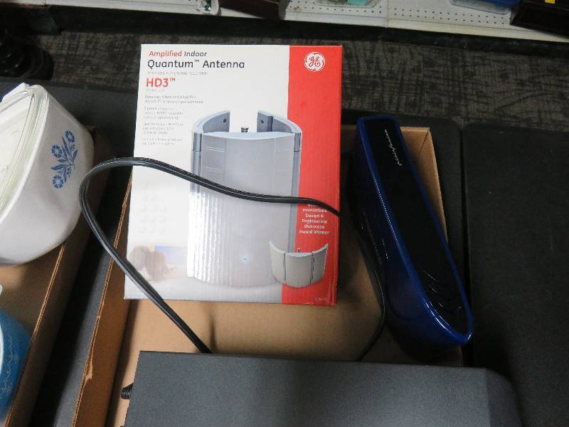 lot 316 image: Panasonic VRC & Amplified Antenna