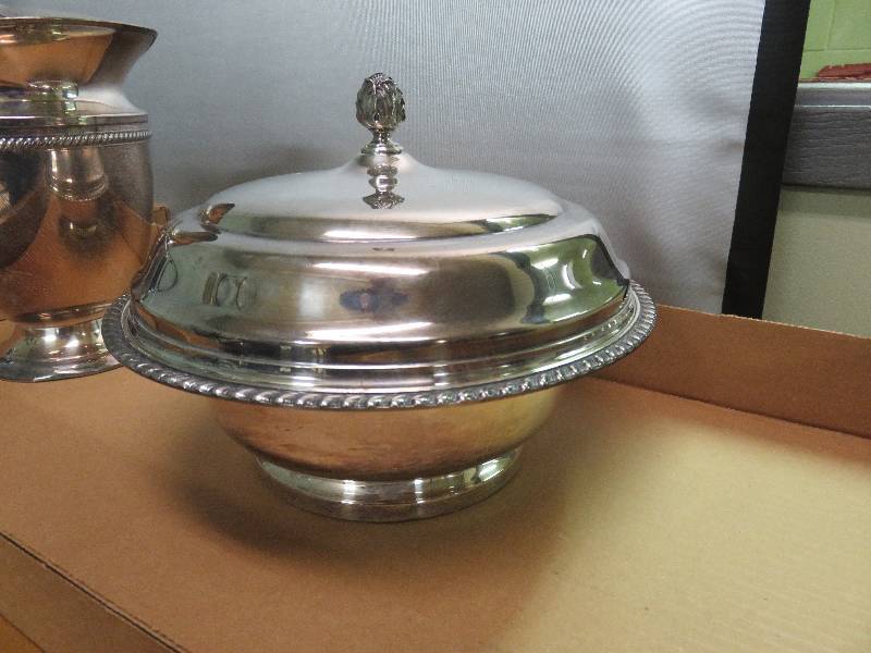 lot 339 image: Silver Plated Pitcher and Serving Bowl wLid