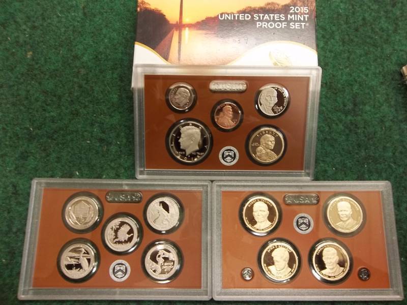 2015 US Proof Set With Presidential Dollars & State Quarters
