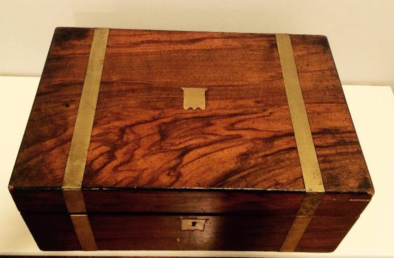 lot 6 image: Victorian Rosewood Writing Slope