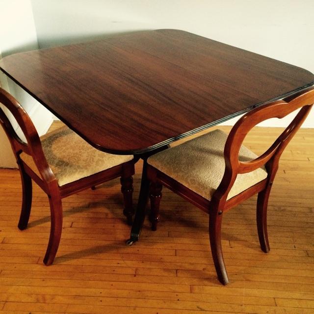 lot 27 image: Group of (4) Victorian Balloon Back Chairs