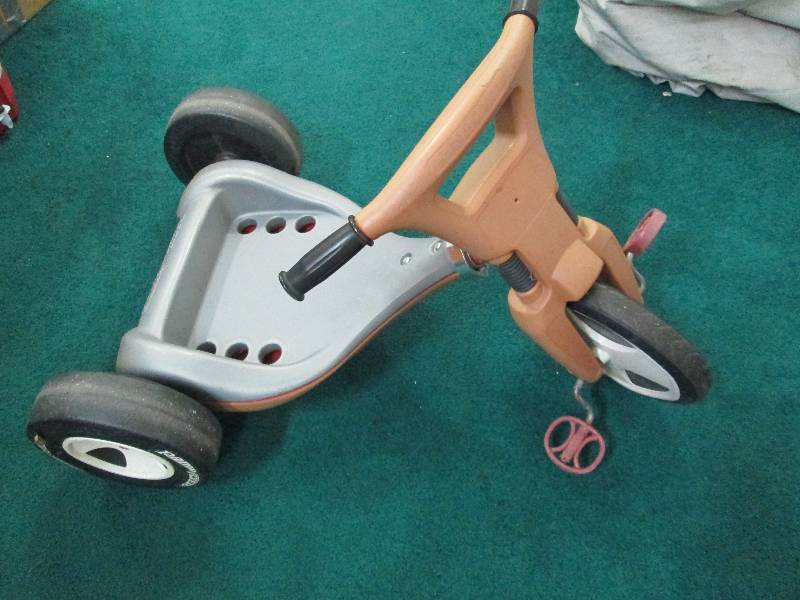 Toy 3 wheeler...