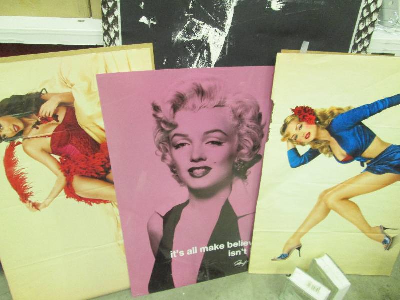 Lot of vintage pictures ...