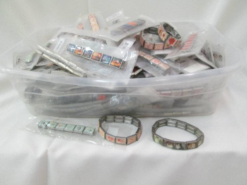 Extra large lot of metallic bracele...
