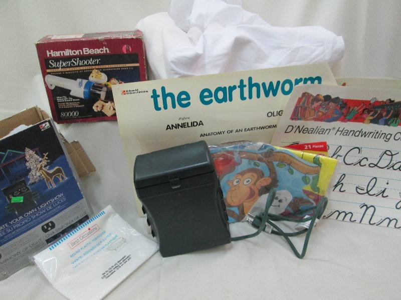 Mixed lot including Christmas outd...