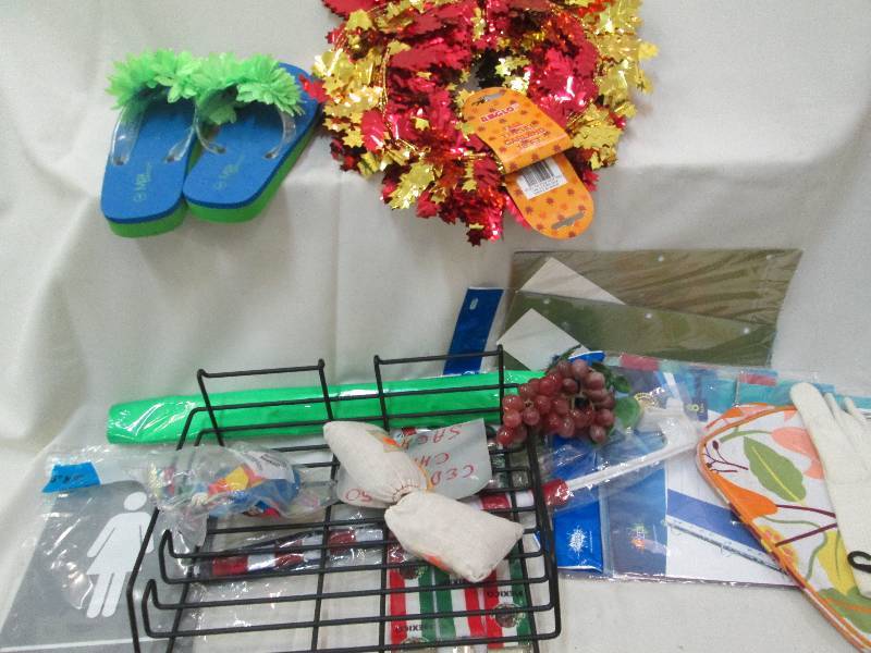Mixed lot including Size 1 flip fl...