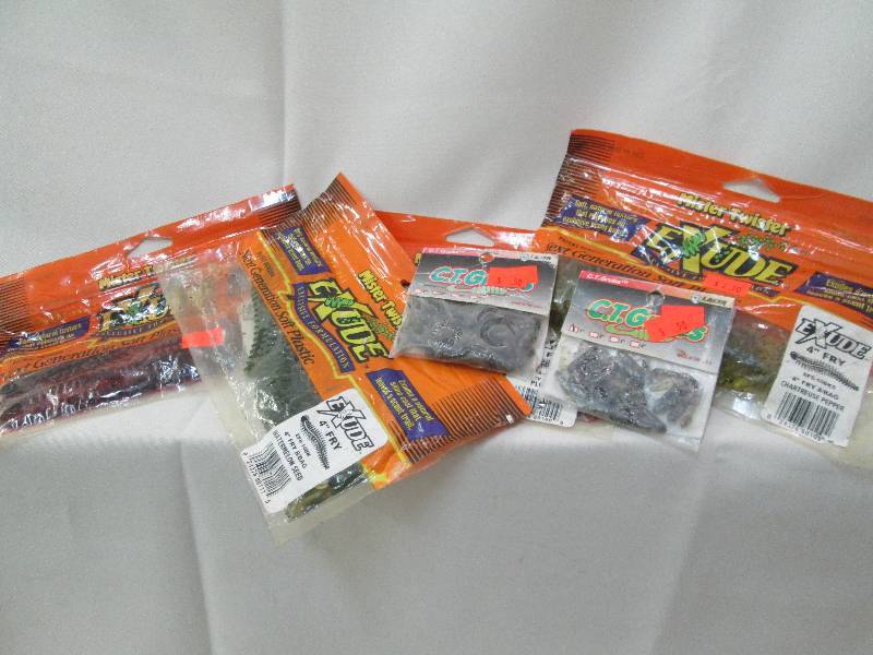 4 pk Mister Twister 4 inch fry bait...