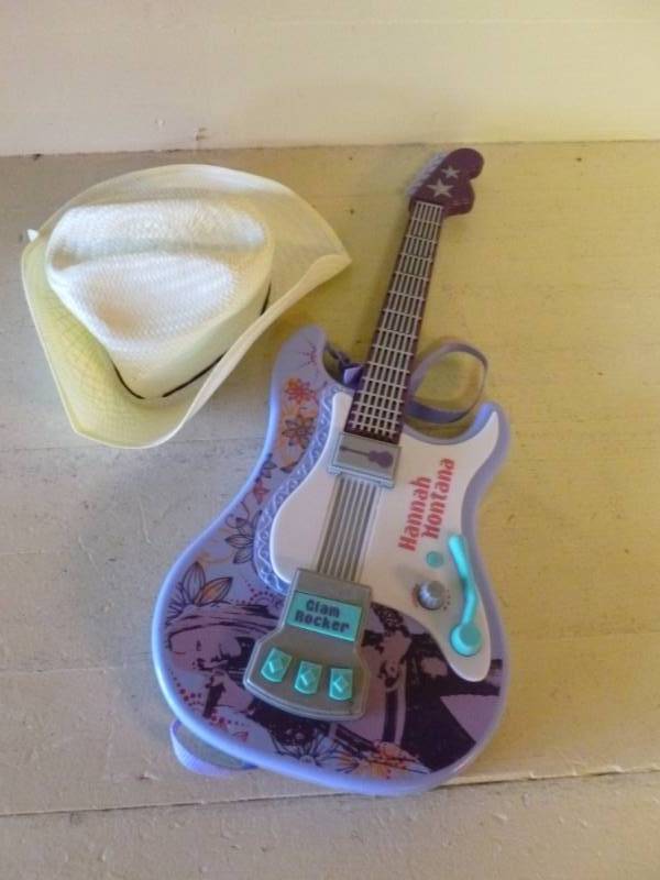 Hannah Montana Items