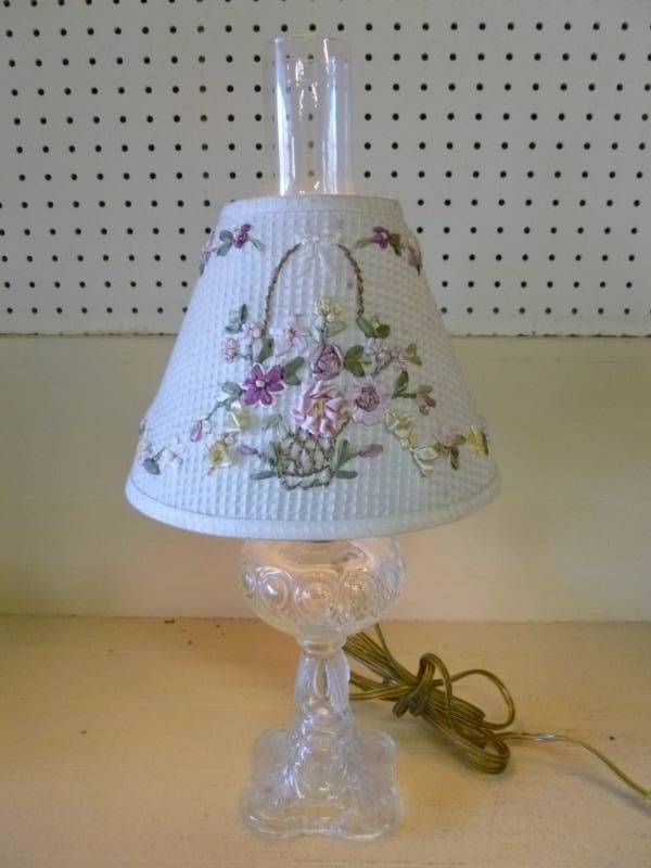 Dresser Lamp