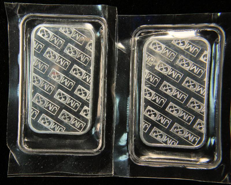 GROUP OF 2 - 1 TROY OZ. .999 FINE SILVER JM JOHNSON MATTHEY BAR