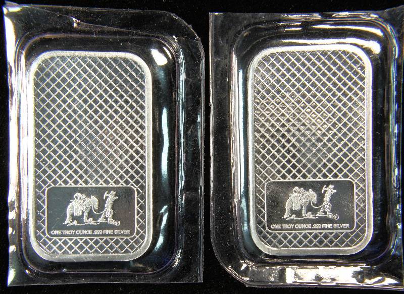GROUP OF 2 - 1 TROY Oz. .999 FINE SILVER EAGLE BAR BY SILVERTOWNE