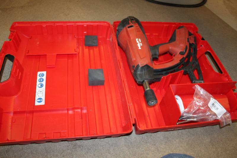lot 29 image: Hilti GX-120 Gas Actuated Nail Gun Fastening Tool