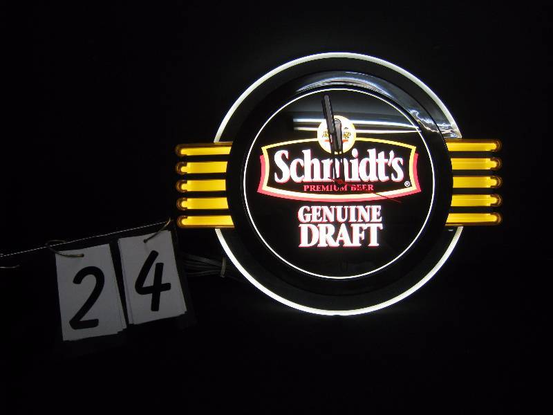lot 24 image: Schmidts Genuine Draft clock, simulated neon light up - 1992 NIB New In Box