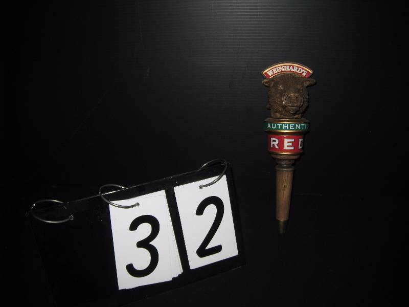 lot 32 image: Weinhards Red boar head beer tap