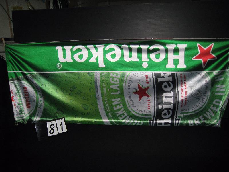 lot 81 image: Heineken sateen banner