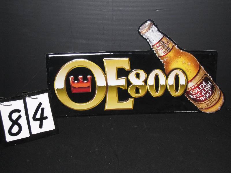 lot 84 image: Old English OE800 new tin tacker