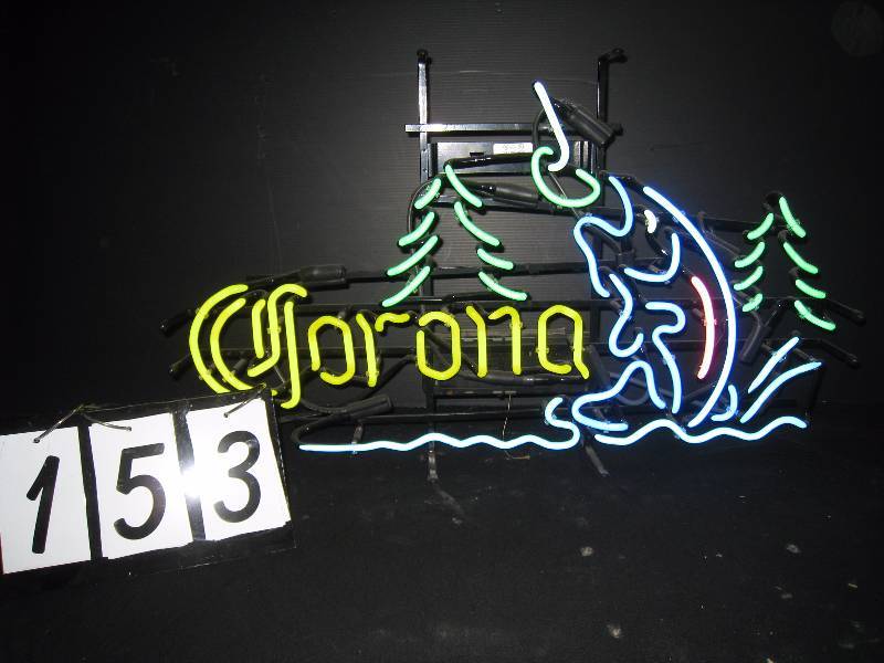 lot 153 image: Corona trout, great colors, perfect for the cabin