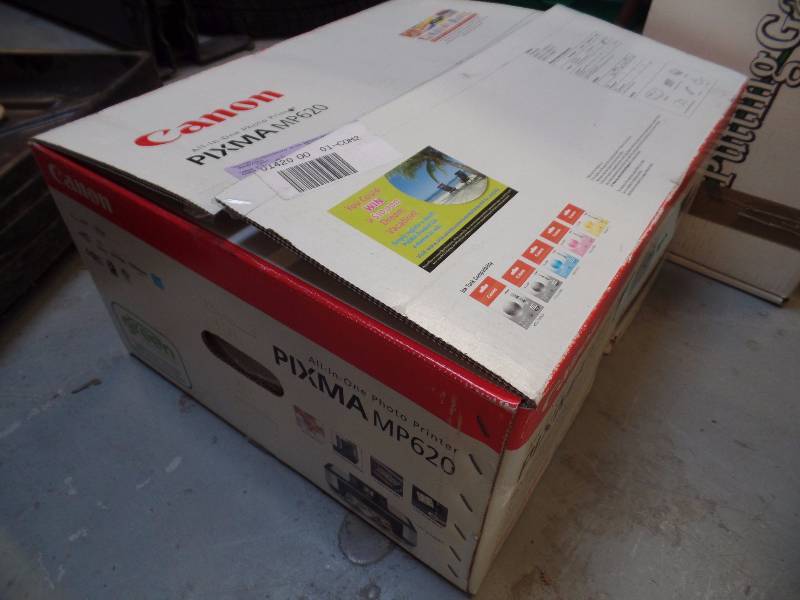lot 35 image: Canon Photo Printer and Wall Lights