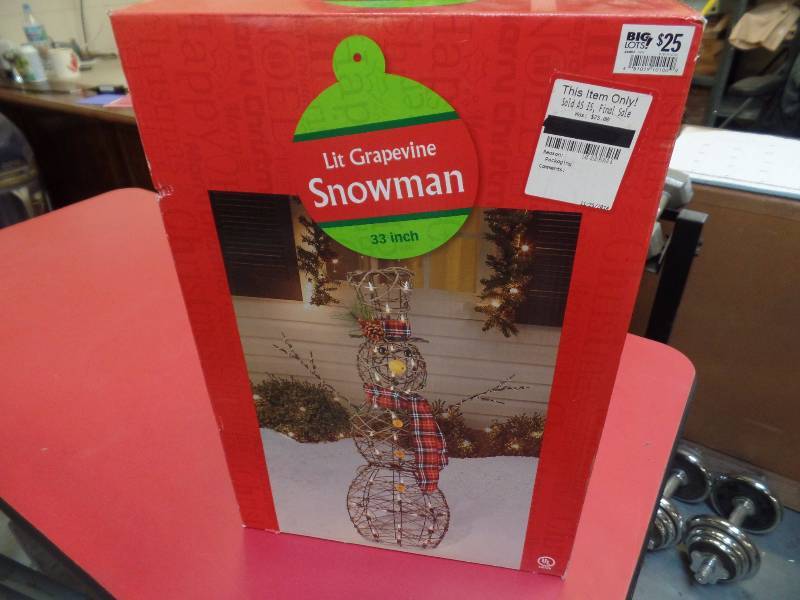 lot 65 image: Christmas Snowman