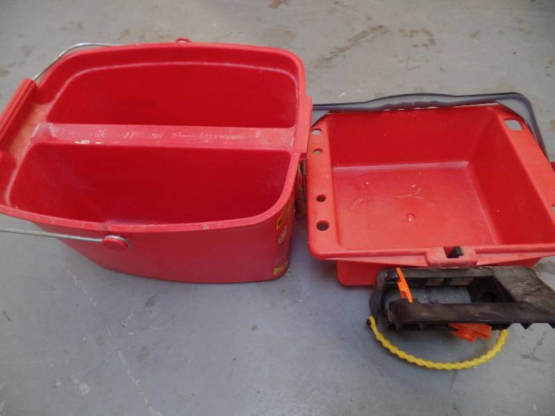 lot 69 image: Wash Buckets