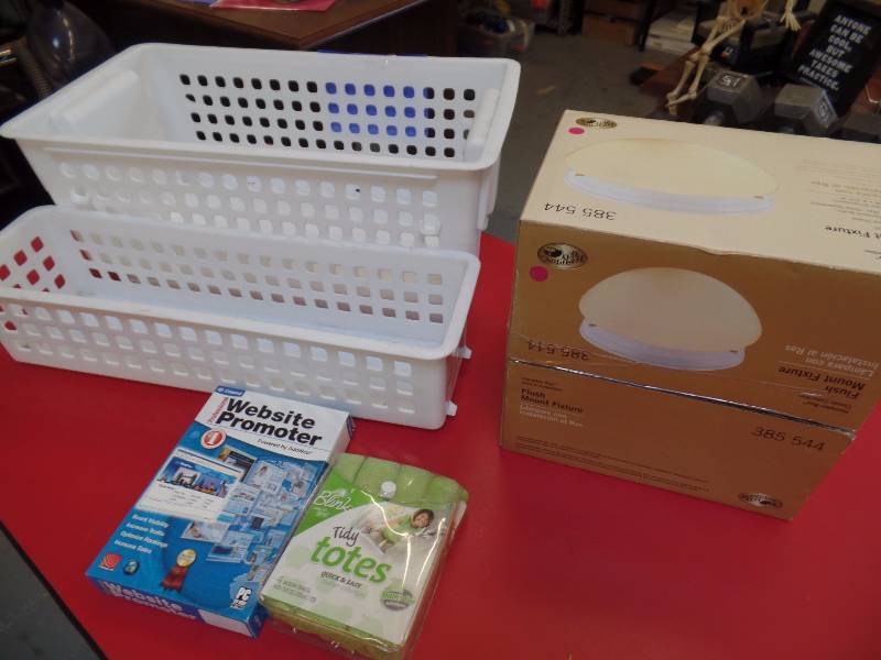 lot 71 image: Storage, Lighting and Website Tool