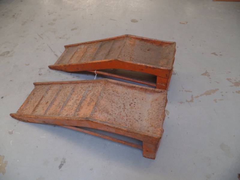 lot 76 image: Steel Car Ramps