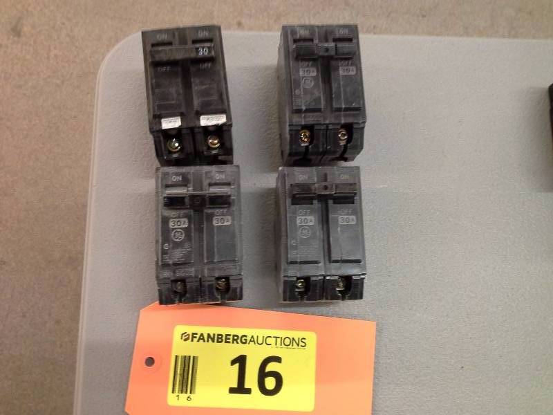 30A Circuit Breakers (4)