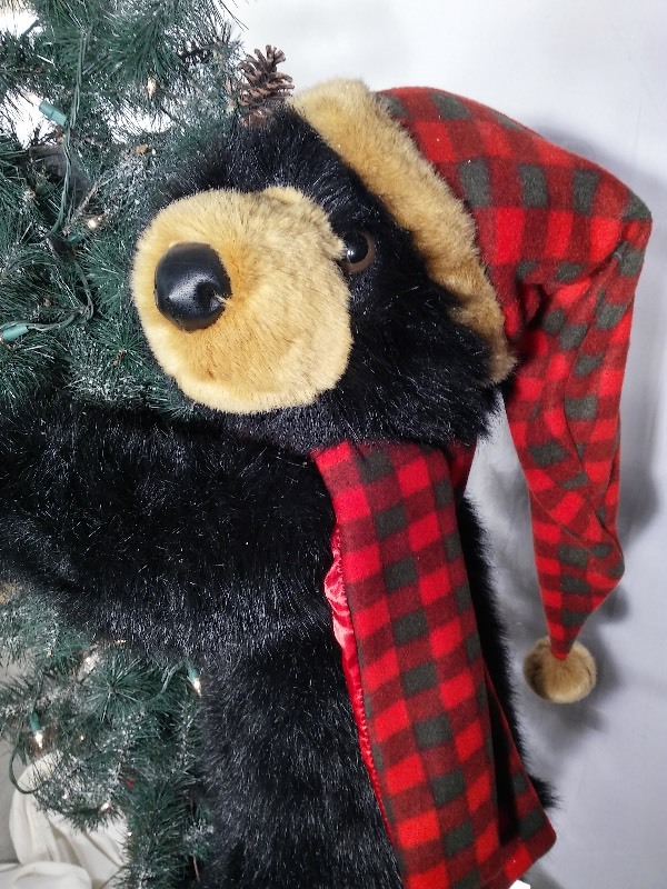 Christmas Tree  Decorating Bears