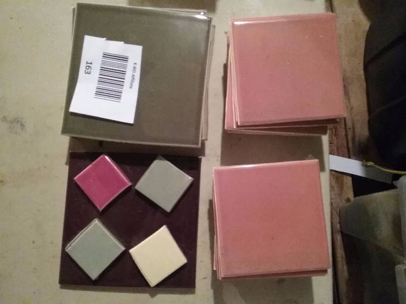 lot 216 image: Colored Floor Accent Craft Kitchen Bathroom Tiles