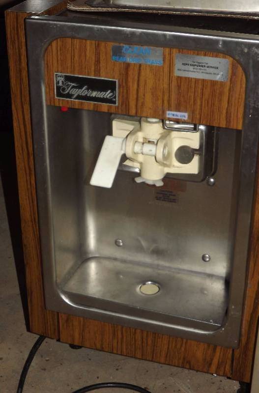 lot 200 image: Taylormate Soft Serve Ice Cream Maker, Dispenser & Freezer