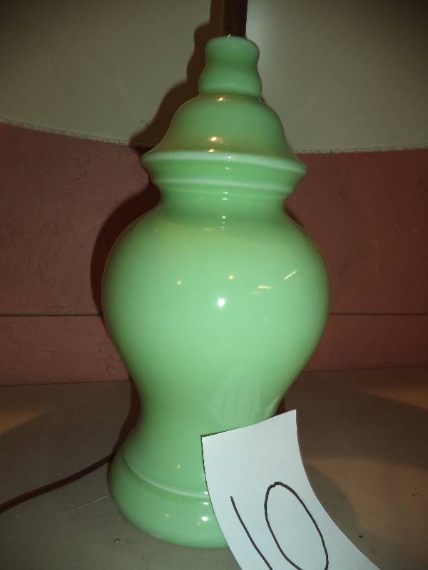 lot 10 image: Green Table Lamp