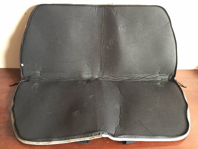 lot 25 image: SOFT BOW CASE