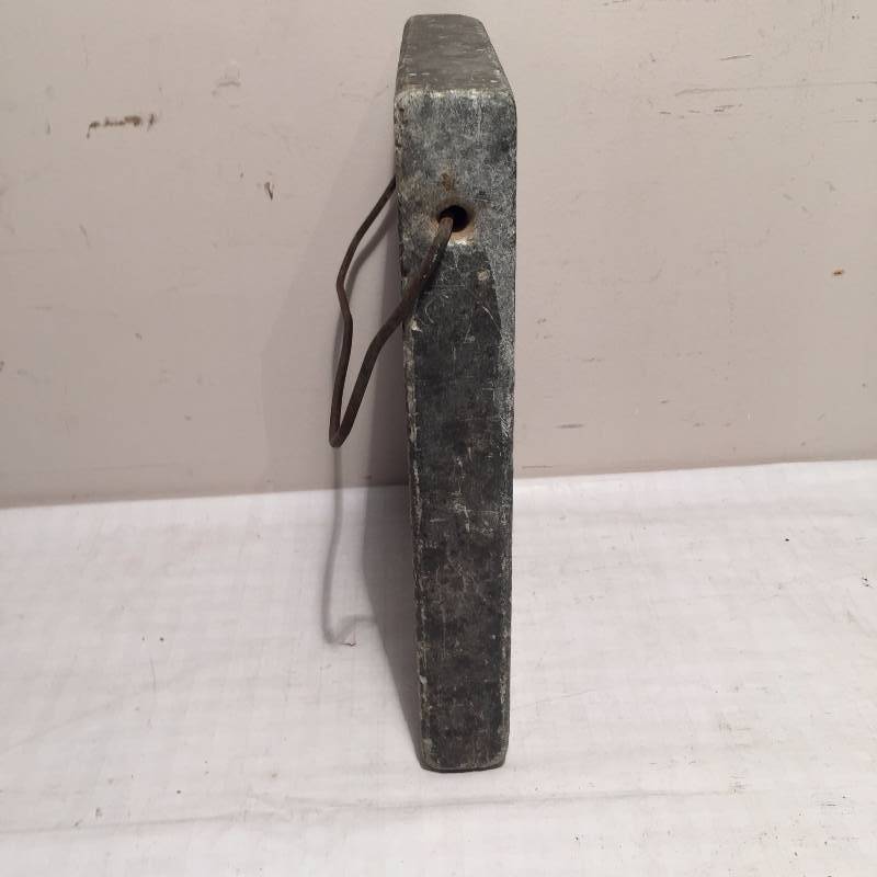 lot 69 image: STONE FOOT WARMER
