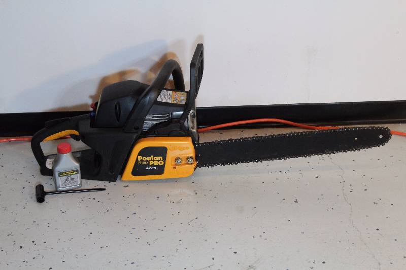 Poulan PRO 18 Gas Chainsaw PP4218A L51-1061