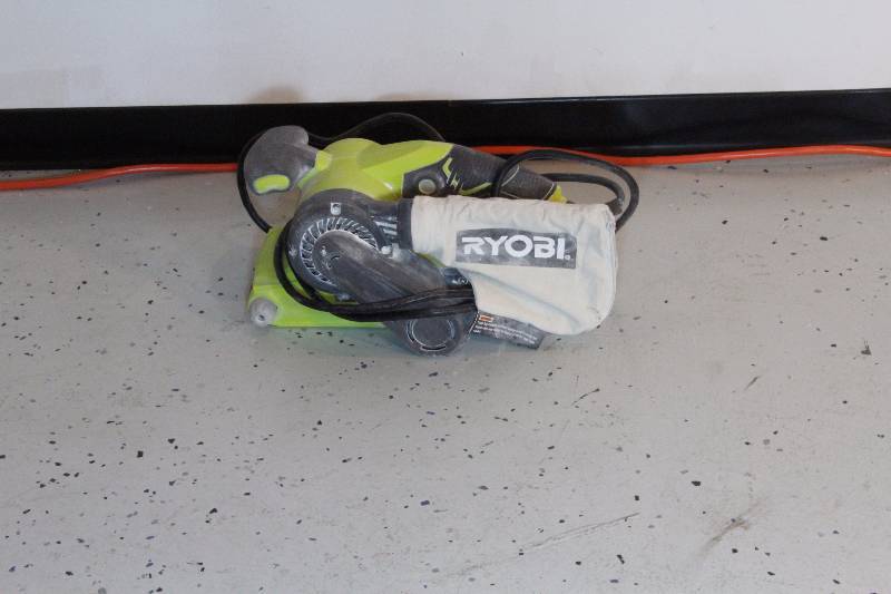 Ryobi 3x18 Belt Sander