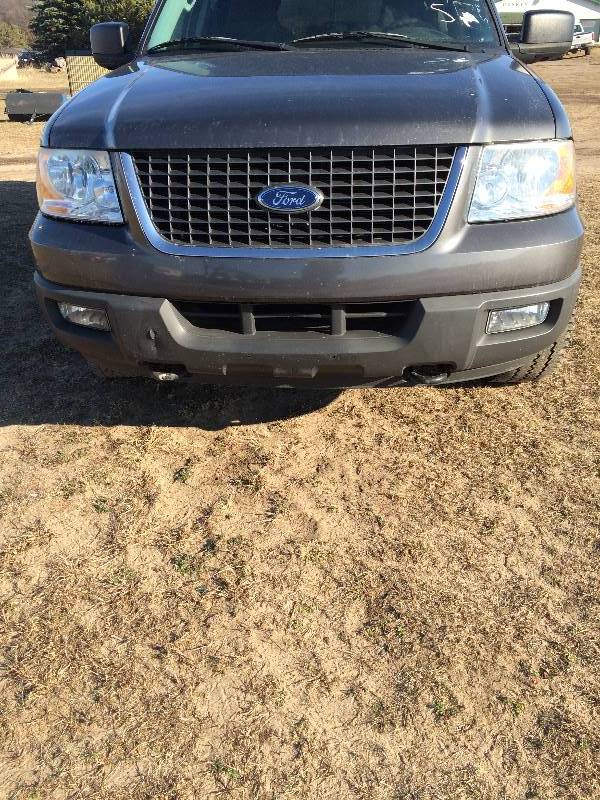 2004 Ford Expedition XLT 4x4....Only 125,000 miles