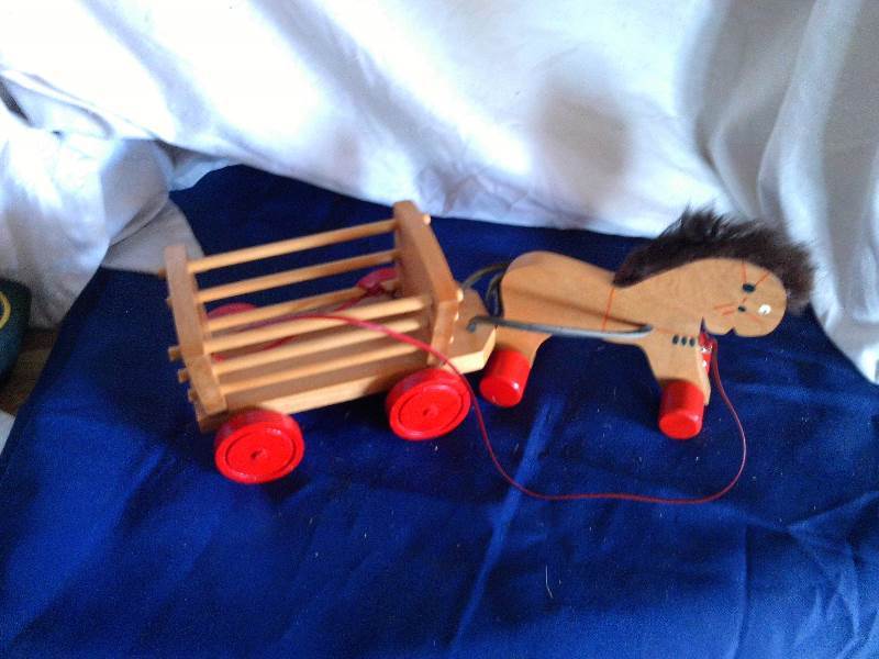 wooden horse and trailer