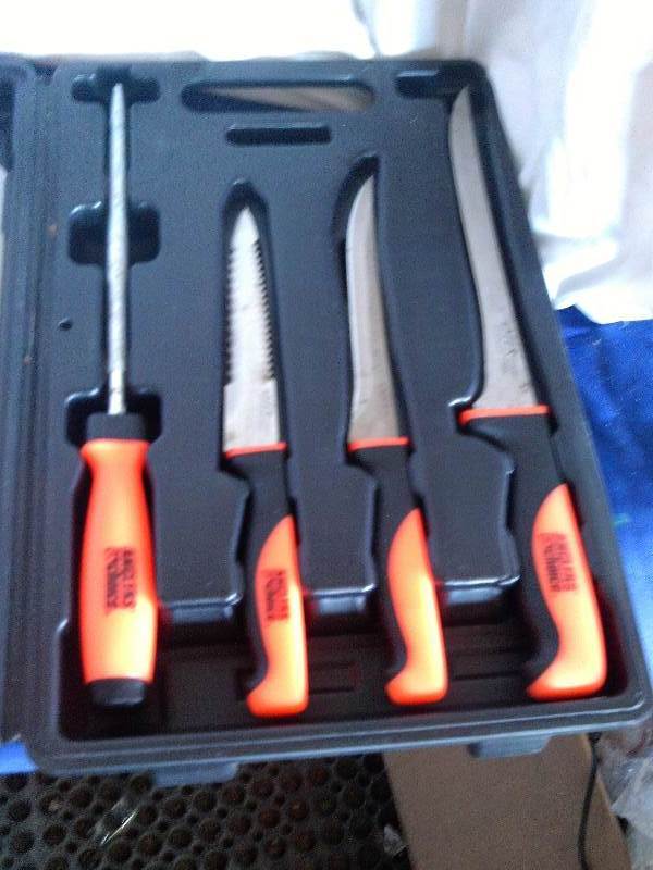 fellet knife and cutting board