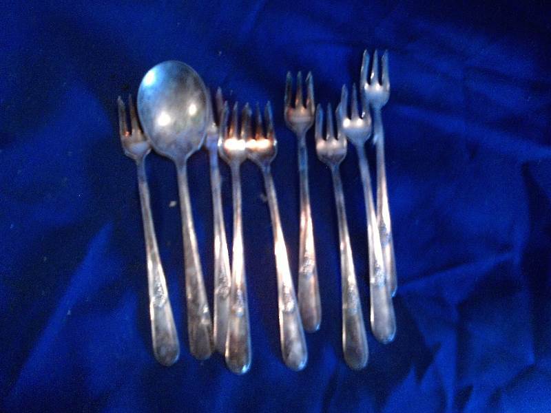 sterling silver coctail forks 1 soup spoon