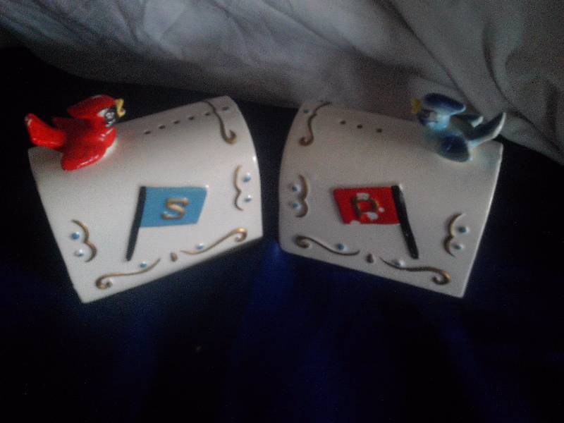 2 vintage us mail box salt and peppers
