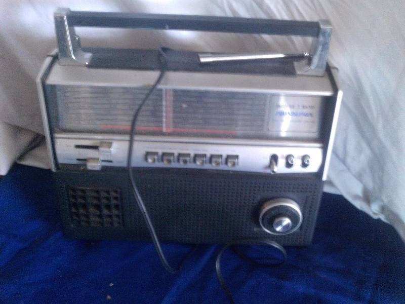 vintage sound sign 7 band radio