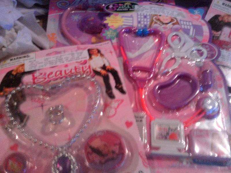 girl excessory toys
