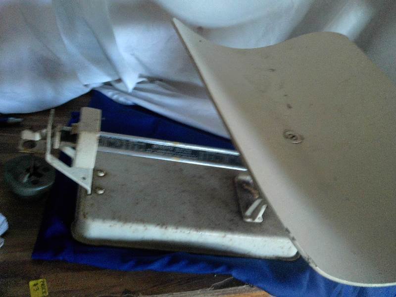 vintage baby scale