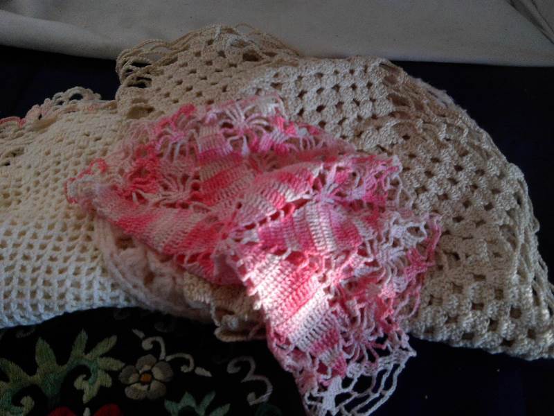 sm and med doilies