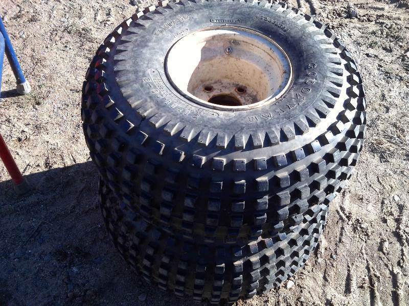 21x11 tubeless tires
