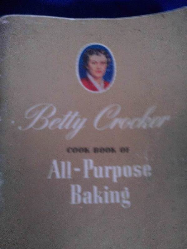 vintage betty crocker cook book